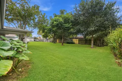 416 21st Avenue N, Texas City, TX 77590 - Photo 14