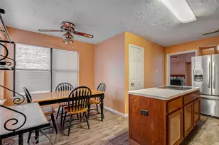 3102 Ashford Bend Dr, Houston, TX 77082 - Photo 2