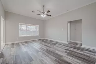 8714 Garrett St, Needville, TX 77461 - Photo 8