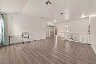 6922 Leaders Crossing Drive, Houston, TX 77072 - Photo 28