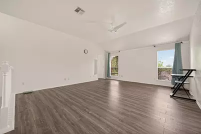 6922 Leaders Crossing Drive, Houston, TX 77072 - Photo 26