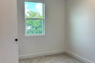 1034 Marcolin St, Houston, TX 77088 - Photo 12