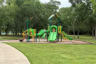 1300 Edison Ave, Baytown, TX 77520 - Photo 36