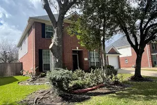 8519 Babbling Brook Ct, Sugar Land, TX 77479 - Photo 2