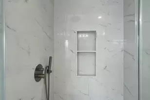 8519 Babbling Brook Ct, Sugar Land, TX 77479 - Photo 28