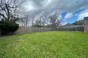 8519 Babbling Brook Ct, Sugar Land, TX 77479 - Photo 48