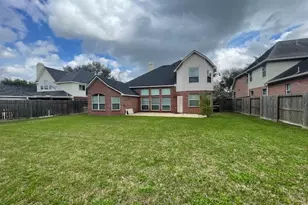 8519 Babbling Brook Ct, Sugar Land, TX 77479 - Photo 46