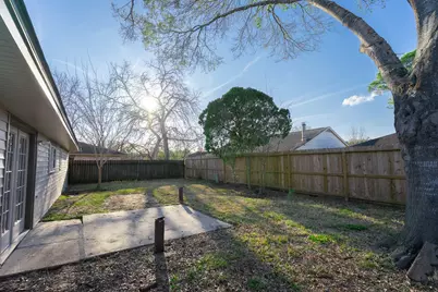 17511 Heritage Cove Drive, Webster, TX 77598 - Photo 28