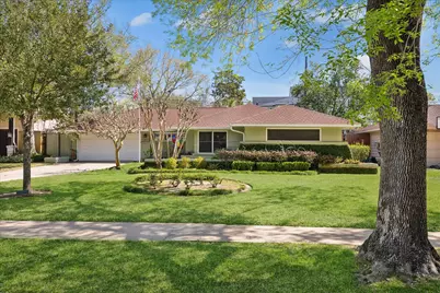 8611 Ferris Drive, Houston, TX 77096 - Photo 2