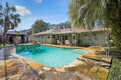 8611 Ferris Drive, Houston, TX 77096 - Photo 32