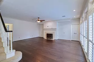 4415 Grand Cayman Dr, Sugar Land, TX 77479 - Photo 10