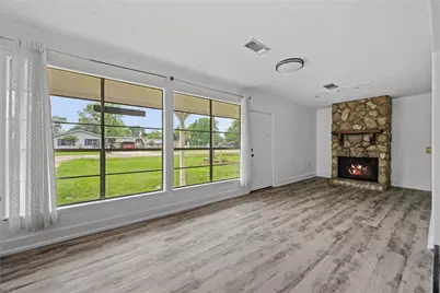 309 Lucy, Livingston, TX 77351 - Photo 4
