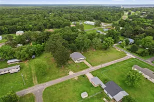 309 Lucy, Livingston, TX 77351 - Photo 18