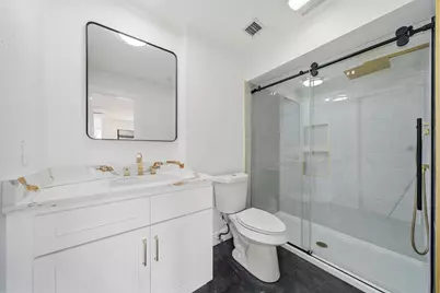 18646 Martinique Drive, Houston, TX 77058 - Photo 36