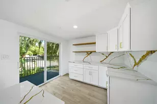 18646 Martinique Dr, Houston, TX 77058 - Photo 20