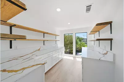 18646 Martinique Drive, Houston, TX 77058 - Photo 38