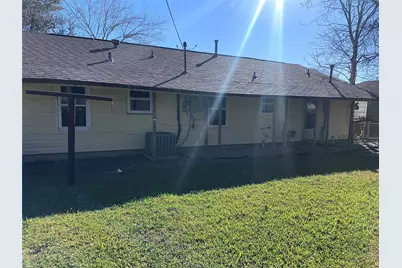 5715 Beldart Street, Houston, TX 77033 - Photo 12