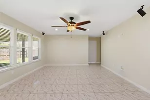 8515 Leafdale Dr, Humble, TX 77338 - Photo 12