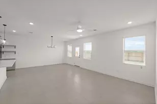 359 W Rose Marie Ln, Montgomery, TX 77356 - Photo 8