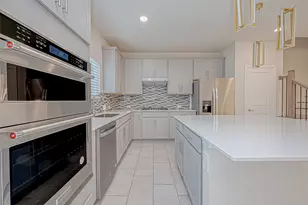 10511 Blankiet Ln., Houston, TX 77025 - Photo 18