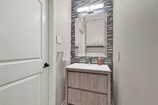 6403 Parkriver Crossing, Sugar Land, TX 77479 - Photo 24