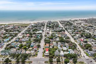 1301 Broadway St, Galveston, TX 77550 - Photo 44