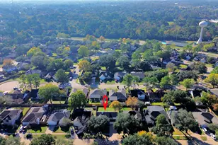 6511 Bayou Crest Dr, Houston, TX 77088 - Photo 42