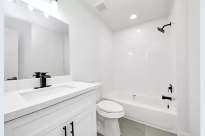 6511 Bayou Crest Drive, Houston, TX 77088 - Photo 32