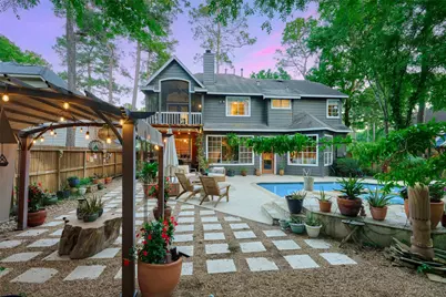 37 Pinepath Place, The Woodlands, TX 77381 - Photo 2