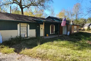 422 Texla Rd, Vidor, TX 77662 - Photo 1