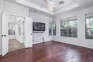 59 Douvaine Ct, The Woodlands, TX 77382 - Photo 4