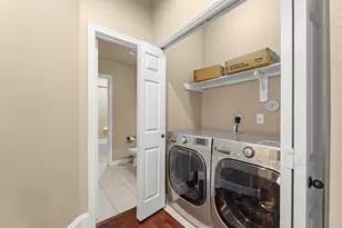 1716 Aden Dr, Houston, TX 77003 - Photo 14