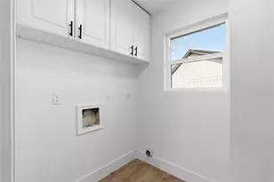 9809 Wren Ct, Conroe, TX 77385 - Photo 12