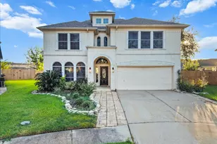 435 Twin Timbers Ln, Kemah, TX 77565 - Photo 2
