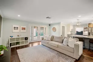 4717 Benning Dr, Houston, TX 77035 - Photo 10