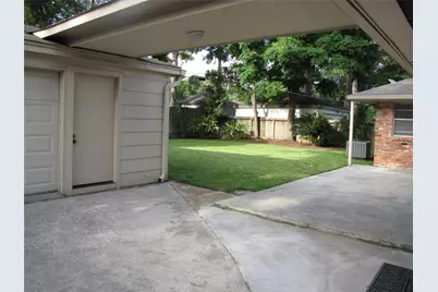 10014 Cedardale Drive, Houston, TX 77055 - Photo 22
