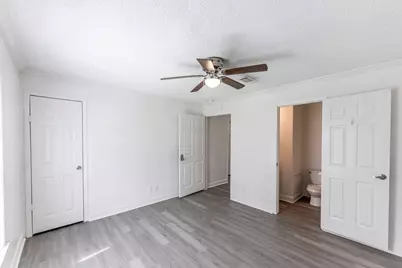 147 Varsity Circle, Huntsville, TX 77340 - Photo 10