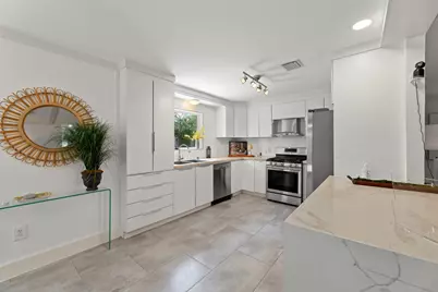 10611 Deerwood Road, Houston, TX 77042 - Photo 8