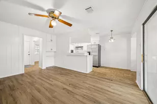 4903 Mistletoe Rd, Pasadena, TX 77505 - Photo 2