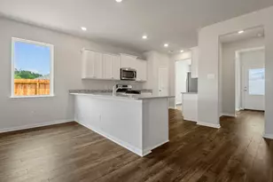 316 Tejas Trl, Waller, TX 77484 - Photo 6