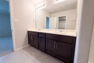 8322 Oakleaf Meadow Ct, Rosharon, TX 77583 - Photo 10