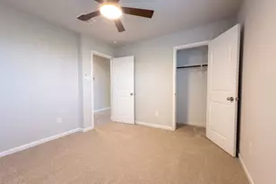 8322 Oakleaf Meadow Ct, Rosharon, TX 77583 - Photo 14