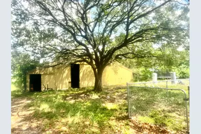 2691 Fm 1862, Blessing, TX 77465 - Photo 18