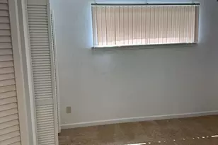 8818 Ilona Ln, Houston, TX 77025 - Photo 10