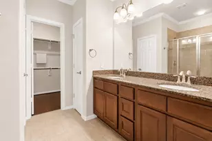 7 Umbria Ln, The Woodlands, TX 77382 - Photo 24