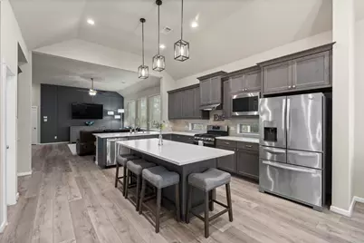 171 Silva Creek Trail, Willis, TX 77318 - Photo 8