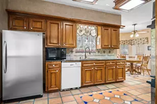 215 Enchanted Estates Dr, Crockett, TX 75835 - Photo 10