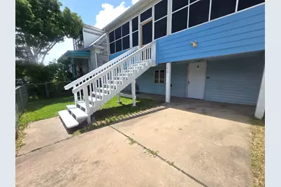 3610 Avenue K, Galveston, TX 77550 - Photo 2