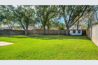 303 Knoll Forest Drive, League City, TX 77573 - Photo 34