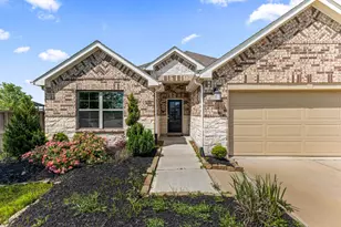 2303 Gentle Breeze Ln, Baytown, TX 77523 - Photo 6